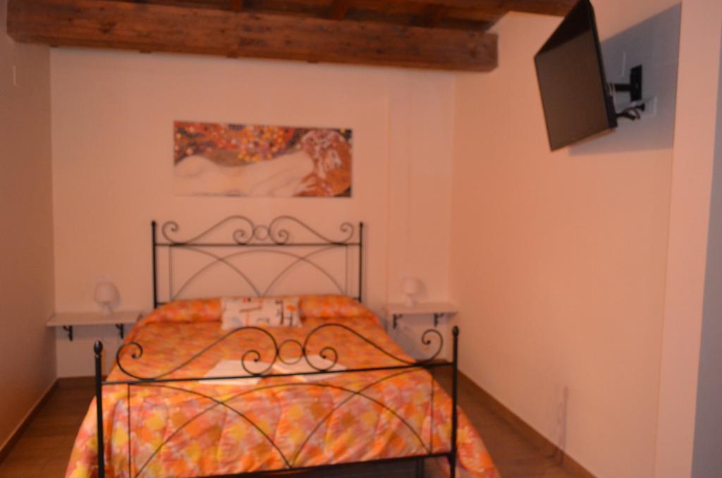B&B Il Vicoletto 라킬라 외부 사진